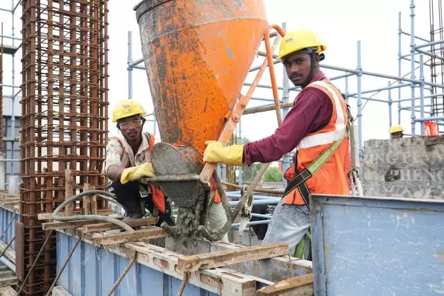 Controlled concrete placement